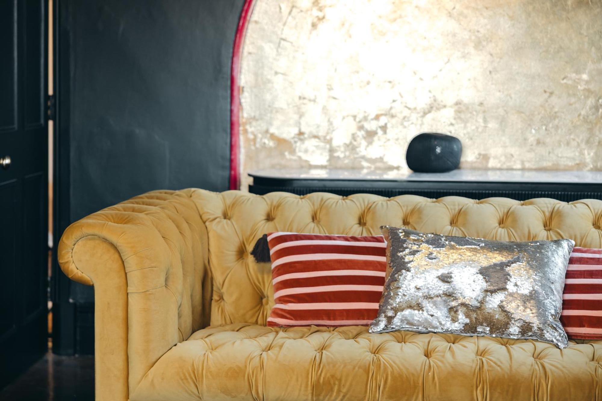 House With A Cinema And Games Room, Sleeps 17 Shrewsbury Exteriér fotografie